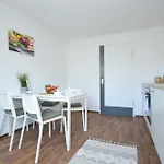 Für Firmen In *